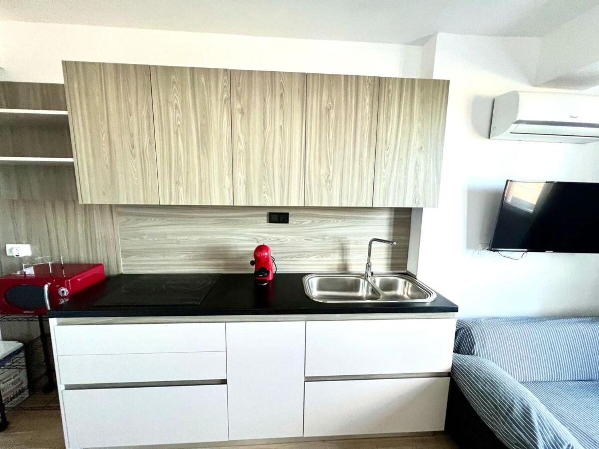 Velazquez Aeropuerto A Apartamento *